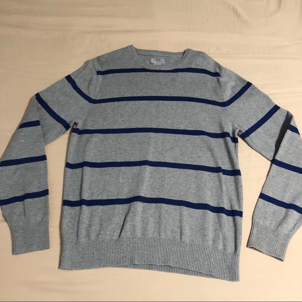 3/$10 J.C. Penney’s Gray and Navy Striped Crewneck Sweater Size Medium